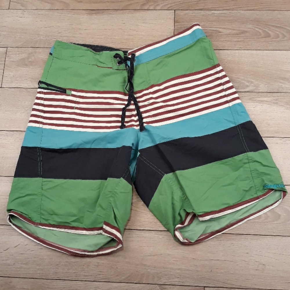 PATAGONIA Blue Green Striped Pattern Mens Sz 33 Swim Board Shorts